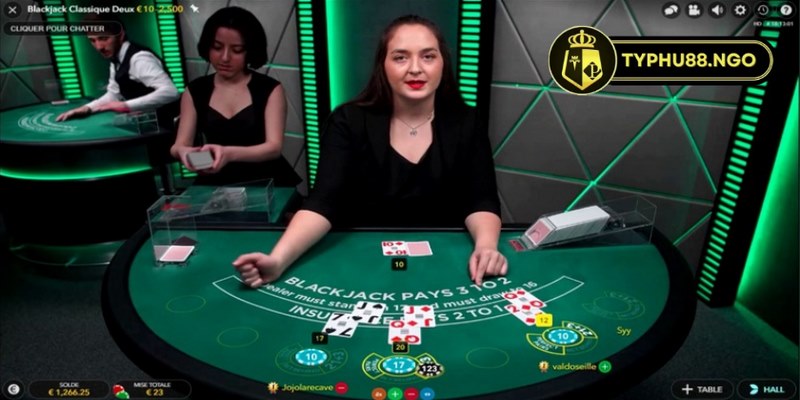 Blackjack online Typhu88 và cách vào tiền chốt cửa hiệu quả 2 Blackjack chỉ so điểm bài của nhà cái với các nhà con